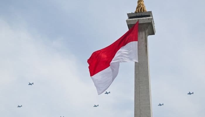 Penyebab Bendera Merah Putih Robek di Monas Saat HUT TNI ke-80, Ini Kata Kapuspen