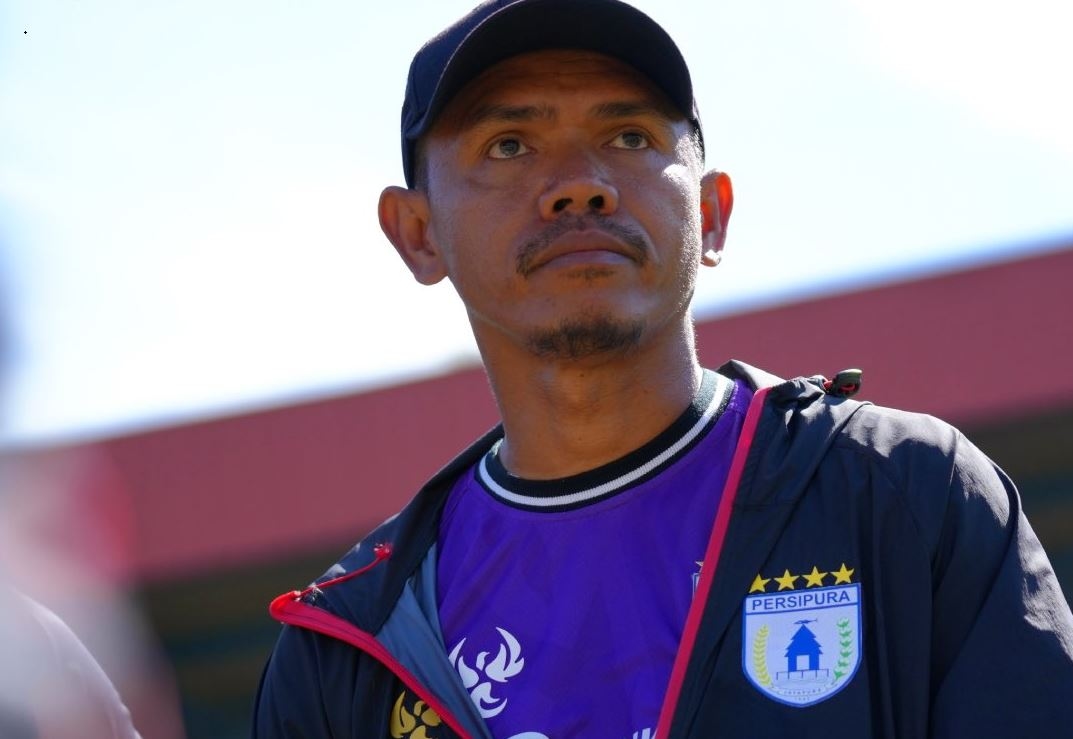 Resmi, Persipura Jayapura Akhiri Kerjasama dengan Pelatih Ricardo Salampessy
