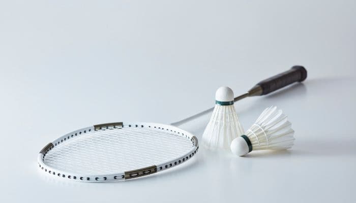 20 Rekomendasi Raket Badminton Terbaik untuk Pemula, Murah dan Berkualitas!
