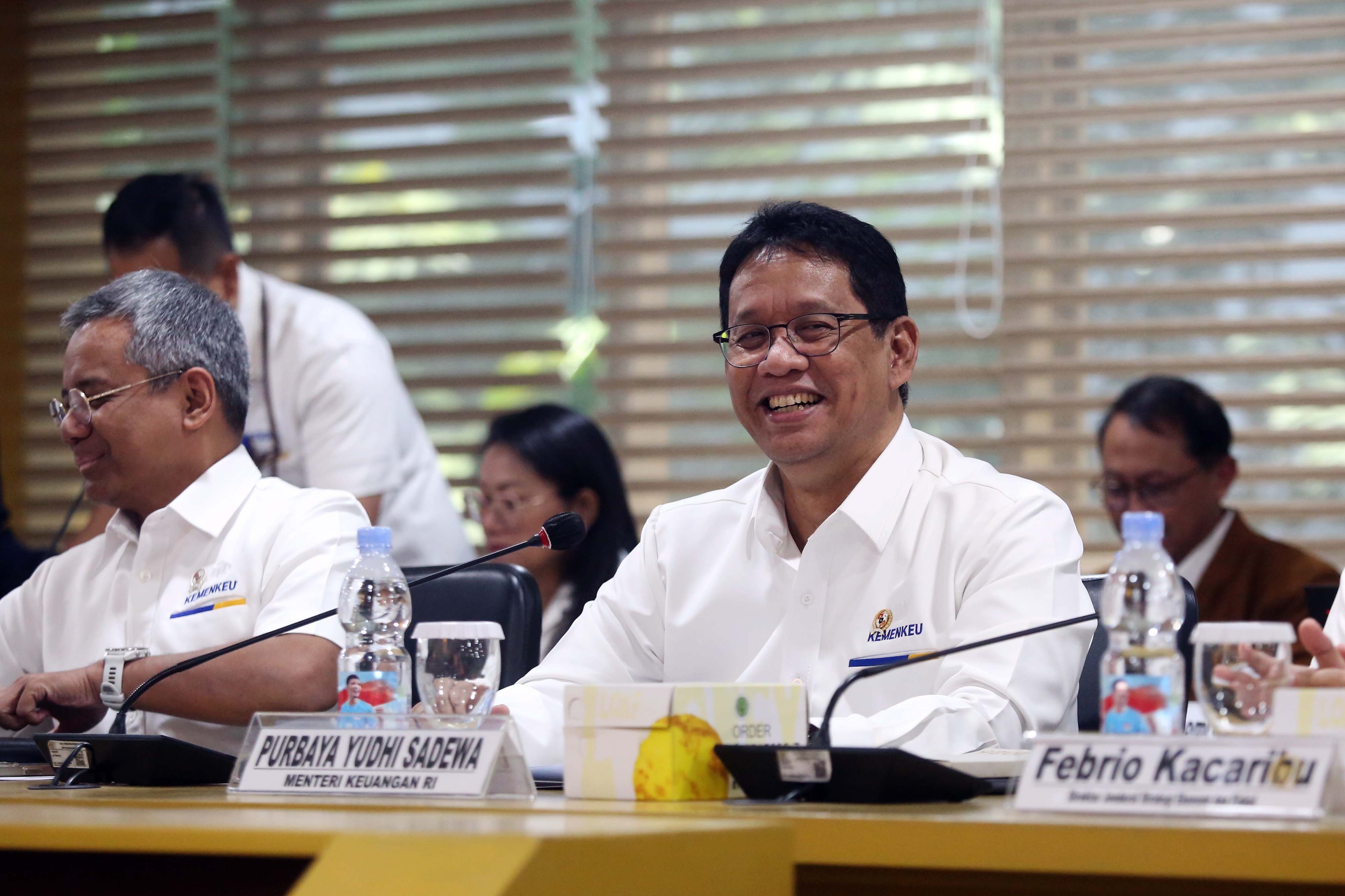 Fenomena Jurnalis Kurang Galak dan Shrinking Media Space