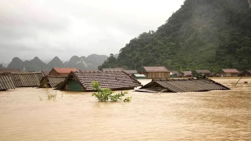 Banjir Vietnam Tewaskan 40 Orang, Topan Kalmaegi Terus Mengancam