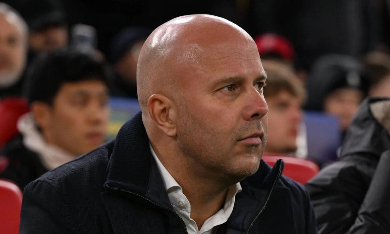 Liverpool Kalah Lagi, Arne Slot Mengaku Merasa Aman Meski Masa Depannya Mulai Dipertanyakan