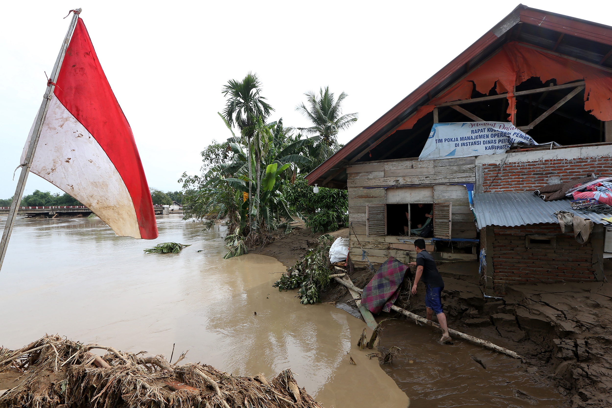 PU Gerak Cepat Tambah Alat Berat Tangani Banjir dan Longsor di Aceh