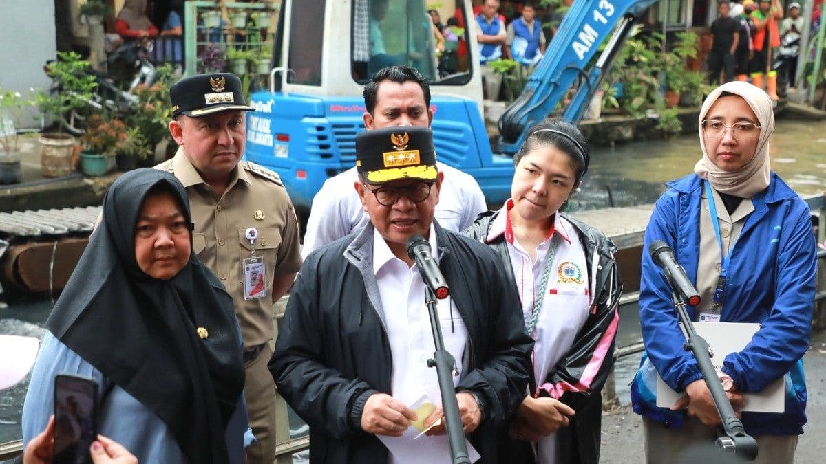 Cuaca Ekstrem Masih Mengintai Jakarta, PJJ dan WFH Diperpanjang