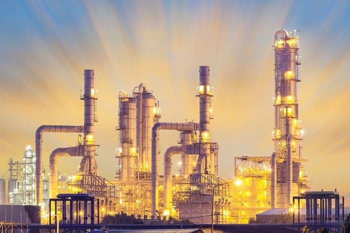 Minyak Dunia Turun Tipis, Pasar Cermati Negosiasi AS-Iran