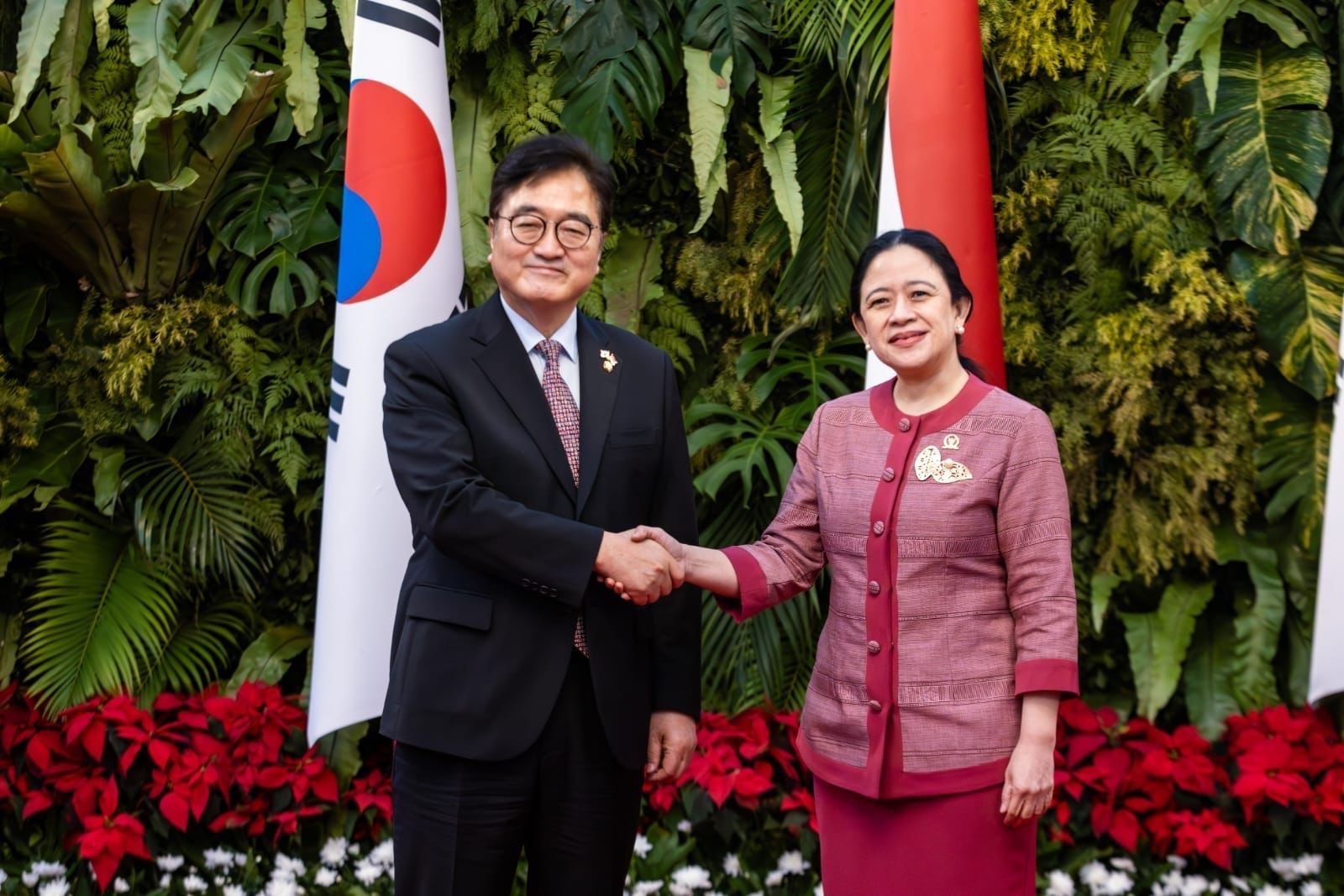 Bertemu Ketua Parlemen Korsel, Puan Sampaikan Terima Kasih Atas Penghargaan untuk Sugianto