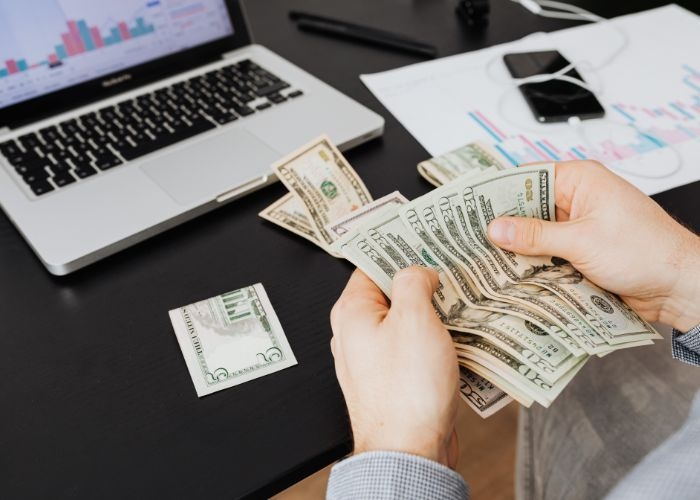 Ramalan Keuangan Zodiak 15 Februari 2026: Aries, Libra, Cancer, dan Capricorn